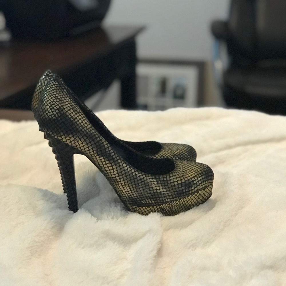 Rachel Roy Heels